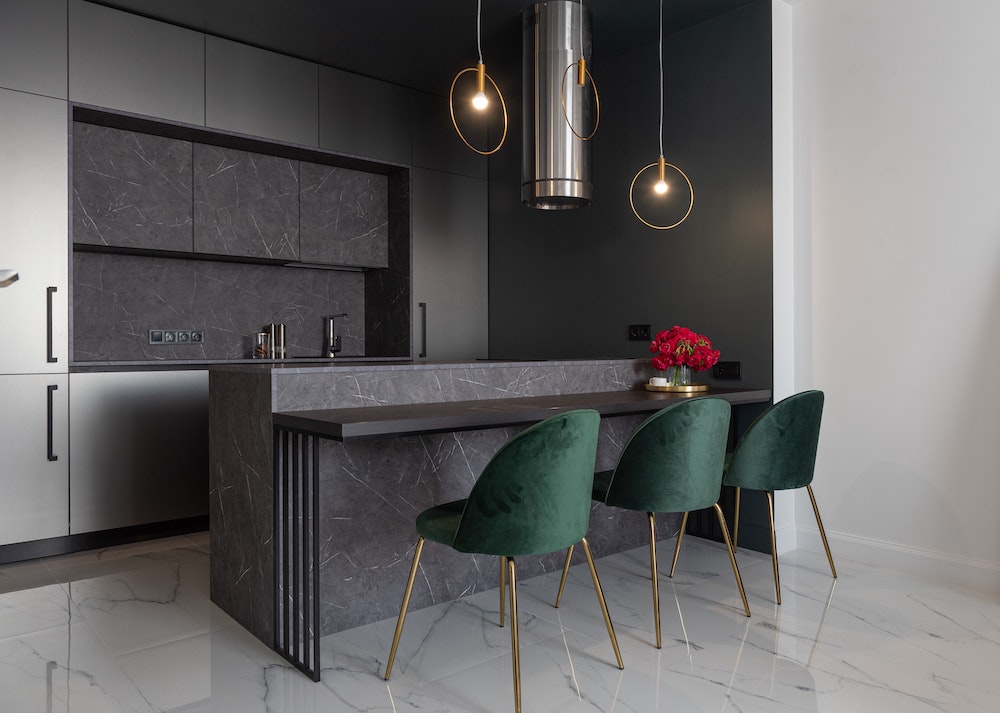 what-colour-goes-with-grey-kitchen-units-worktops-and-floor